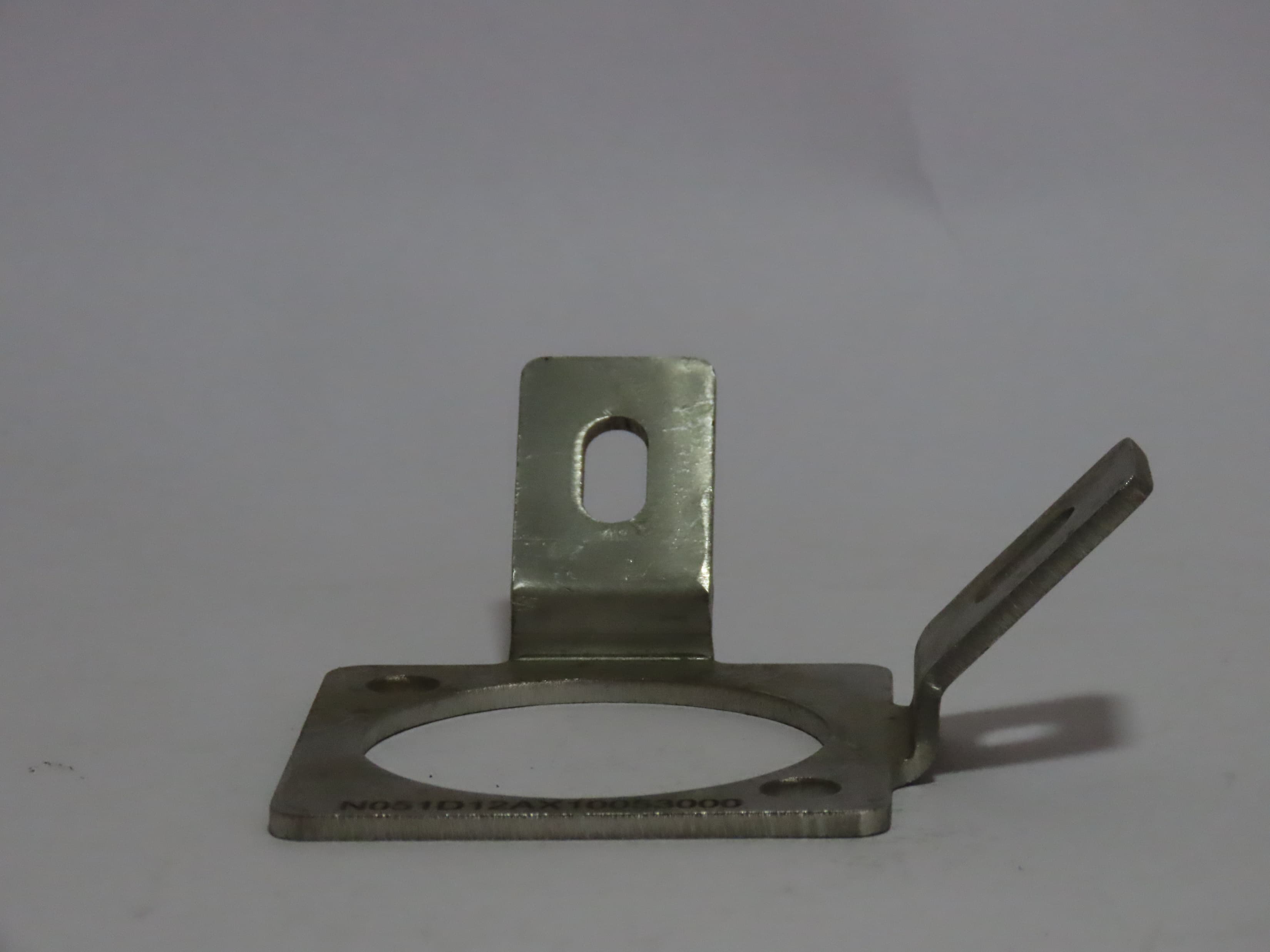 Bracket family variant 2