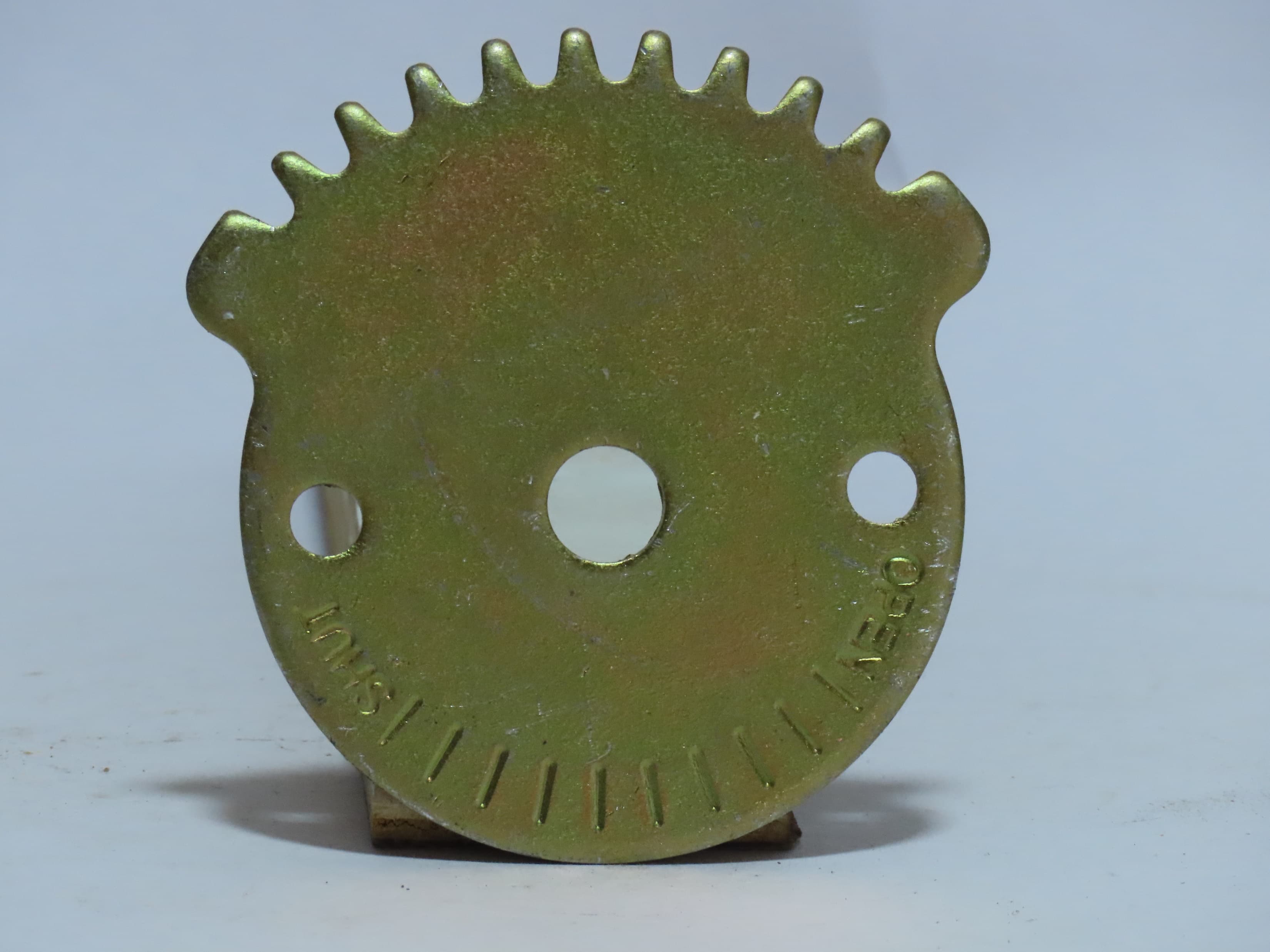 Notch plate product